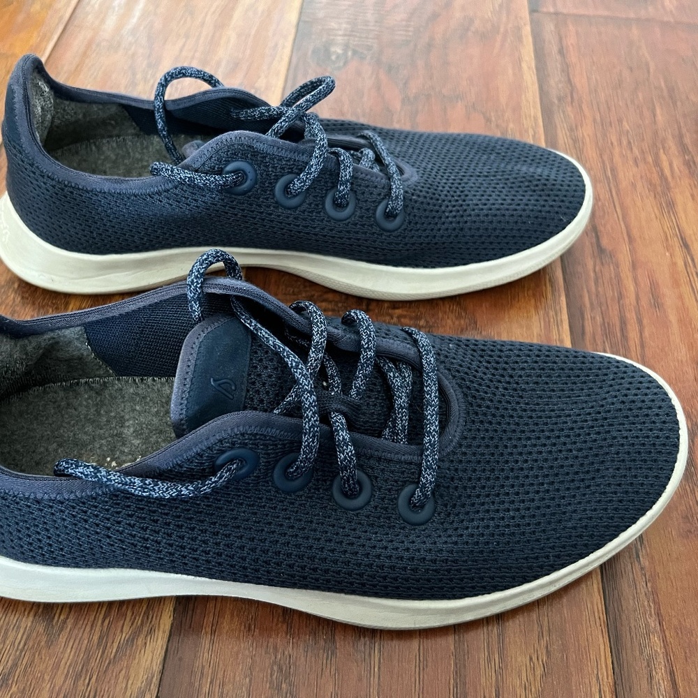 AllBirds Tree Runners, Mens 9